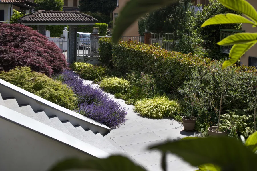 Cornice fiorita